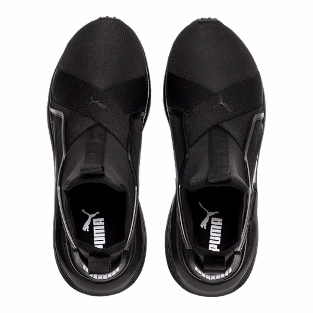 New- Puma size 7 shoes